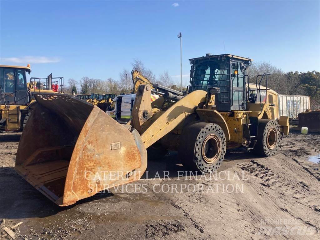 CAT 950M Фронтальные погрузчики