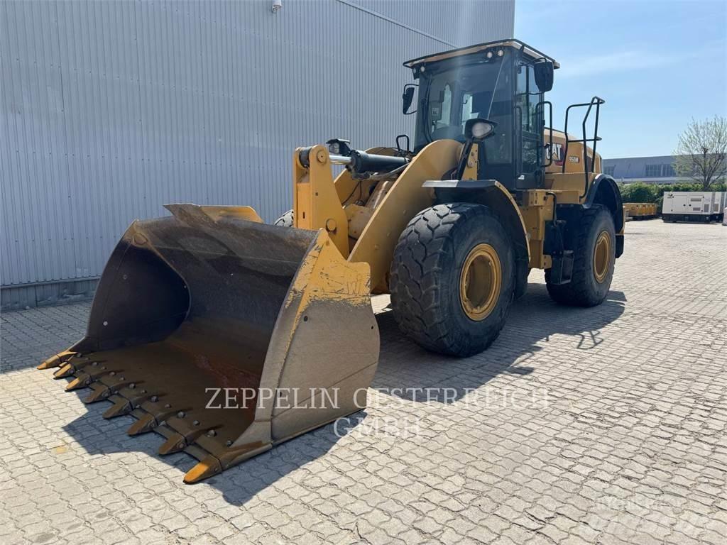 CAT 950M Фронтальные погрузчики