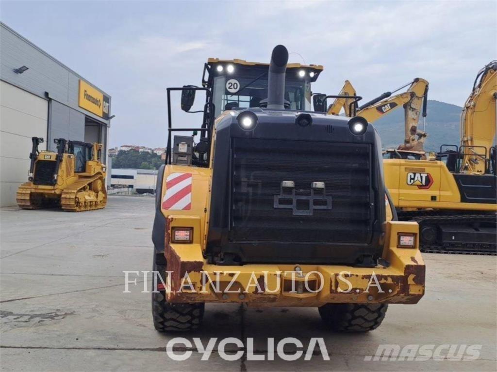 CAT 950M Фронтальные погрузчики