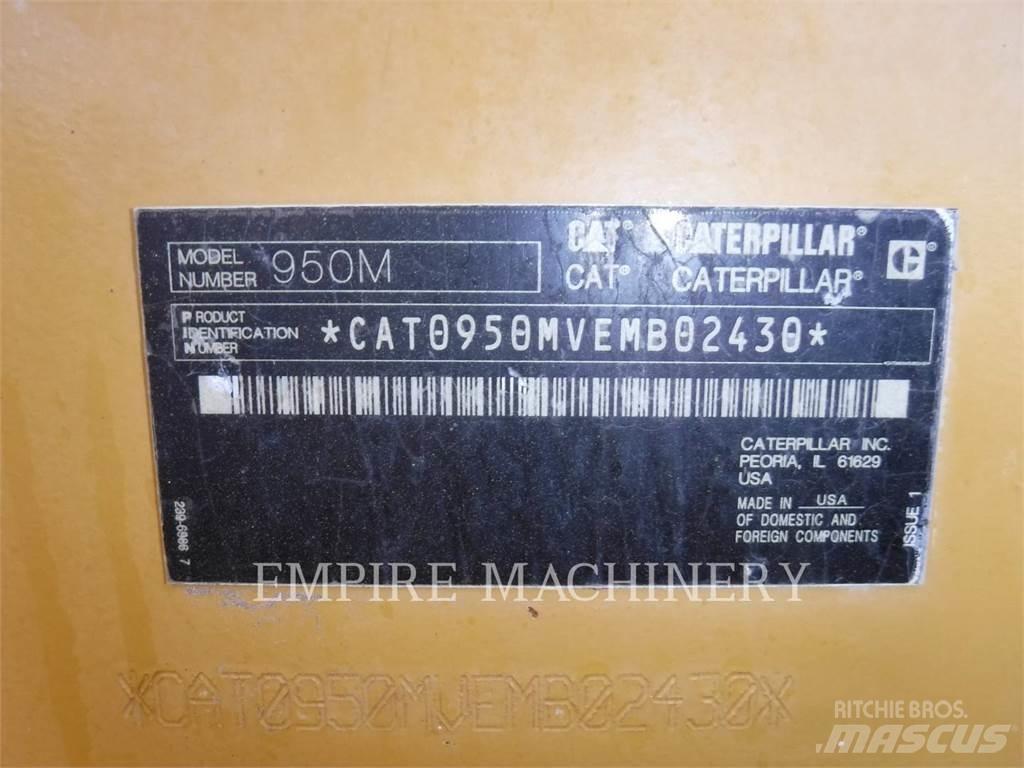 CAT 950M Фронтальные погрузчики