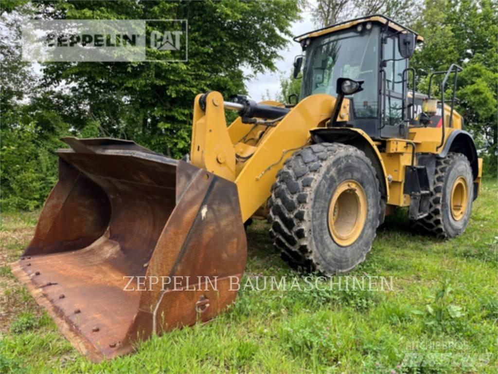 CAT 950M Фронтальные погрузчики