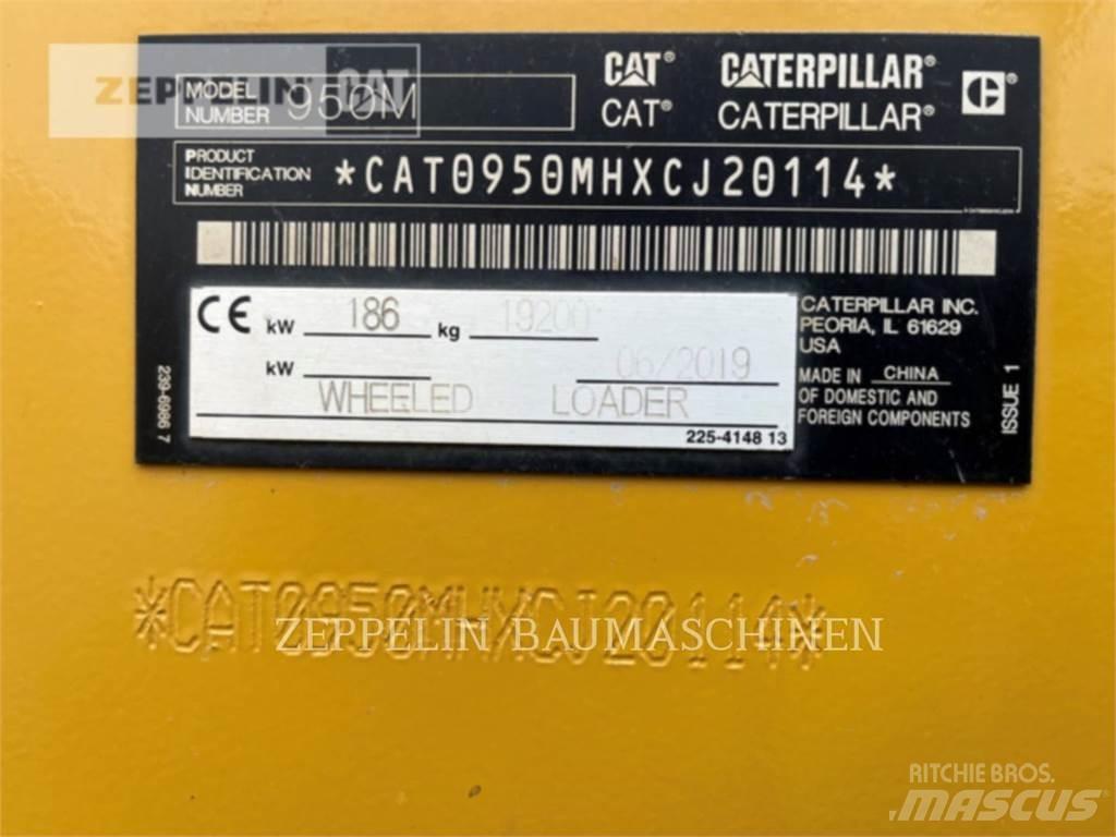 CAT 950M Фронтальные погрузчики