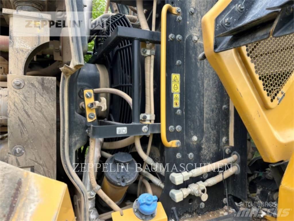 CAT 950M Фронтальные погрузчики