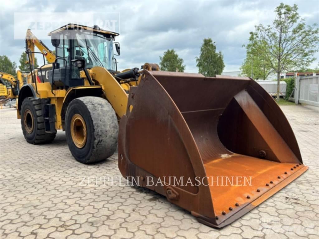CAT 950M Фронтальные погрузчики