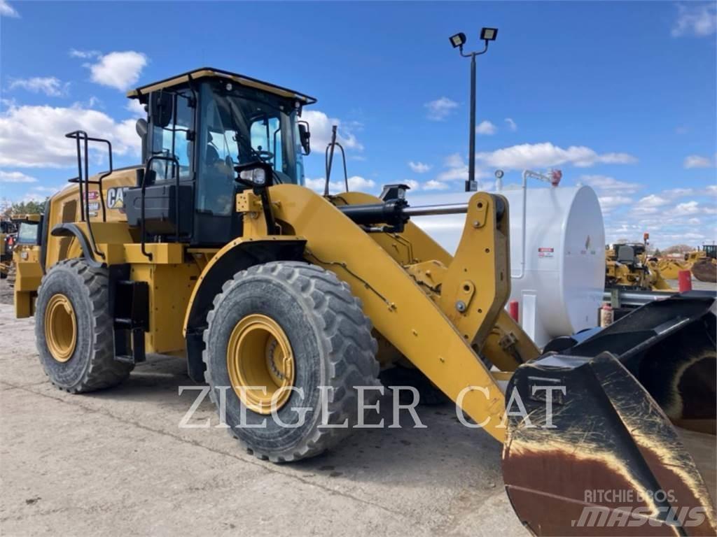 CAT 950M Фронтальные погрузчики