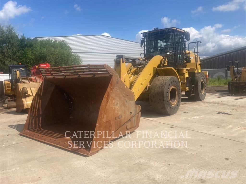 CAT 950M Фронтальные погрузчики
