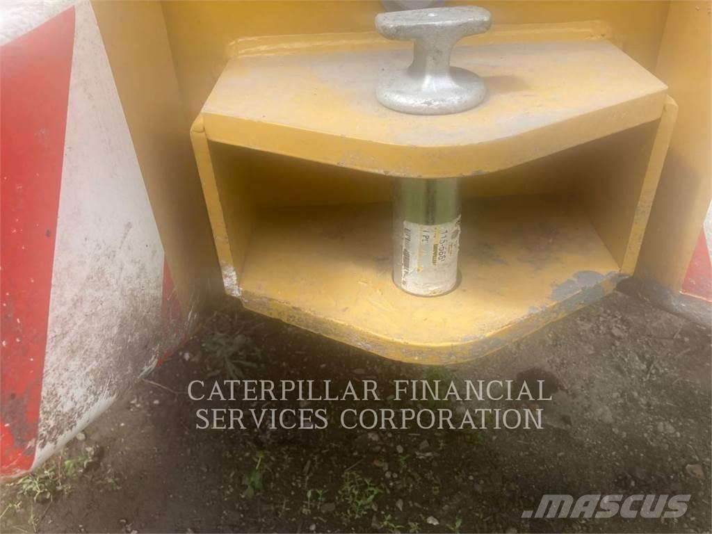 CAT 950M Фронтальные погрузчики