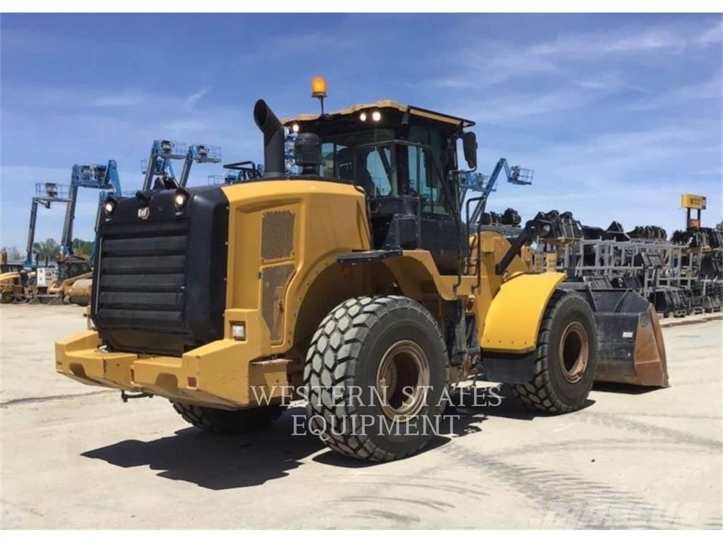 CAT 950M Фронтальные погрузчики