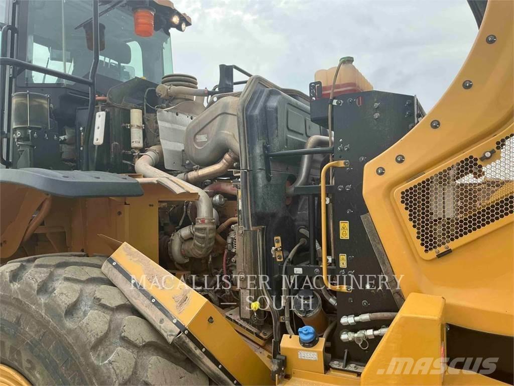 CAT 950M Фронтальные погрузчики