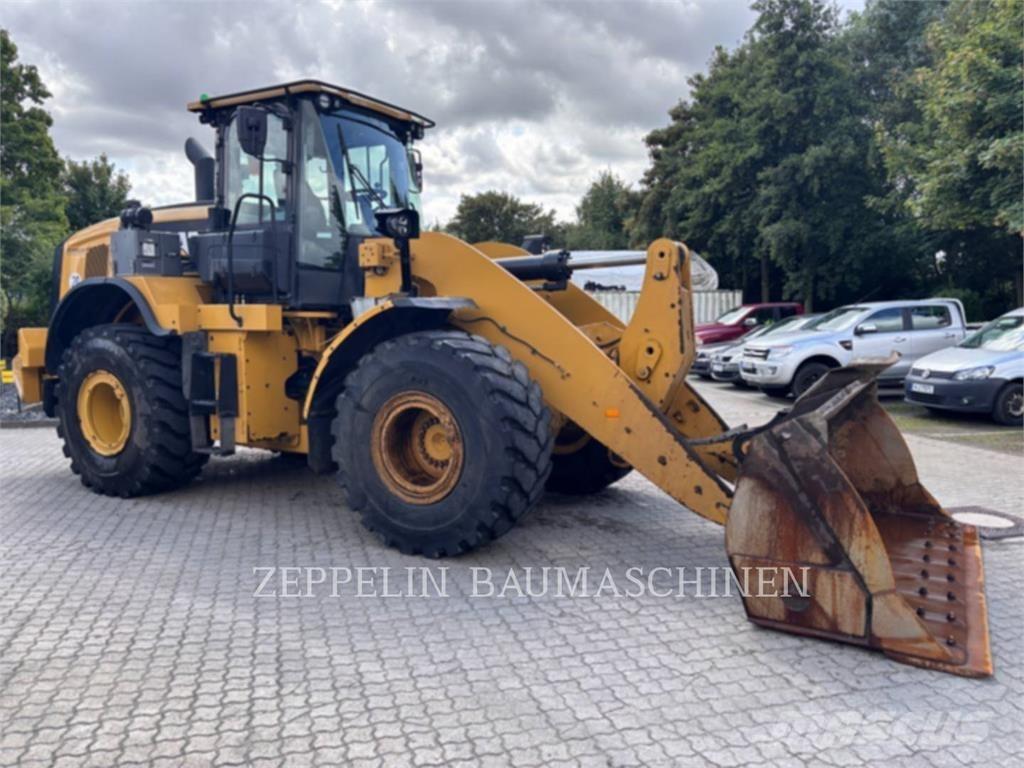 CAT 950M Фронтальные погрузчики