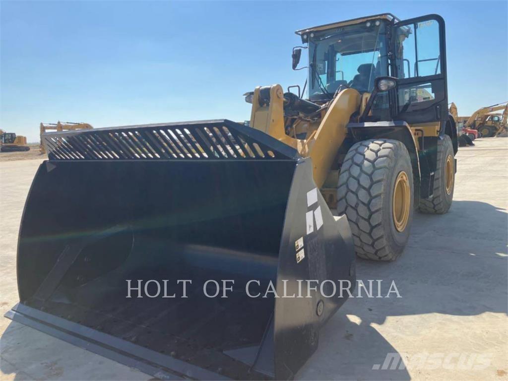 CAT 950M Фронтальные погрузчики