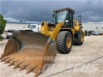 CAT 950M Фронтальные погрузчики