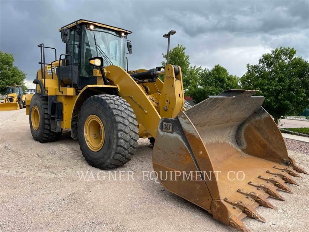 CAT 950M Фронтальные погрузчики