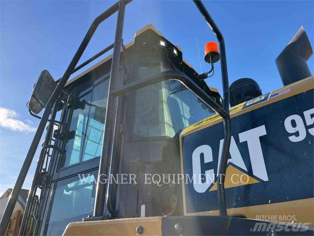 CAT 950M FC Фронтальные погрузчики
