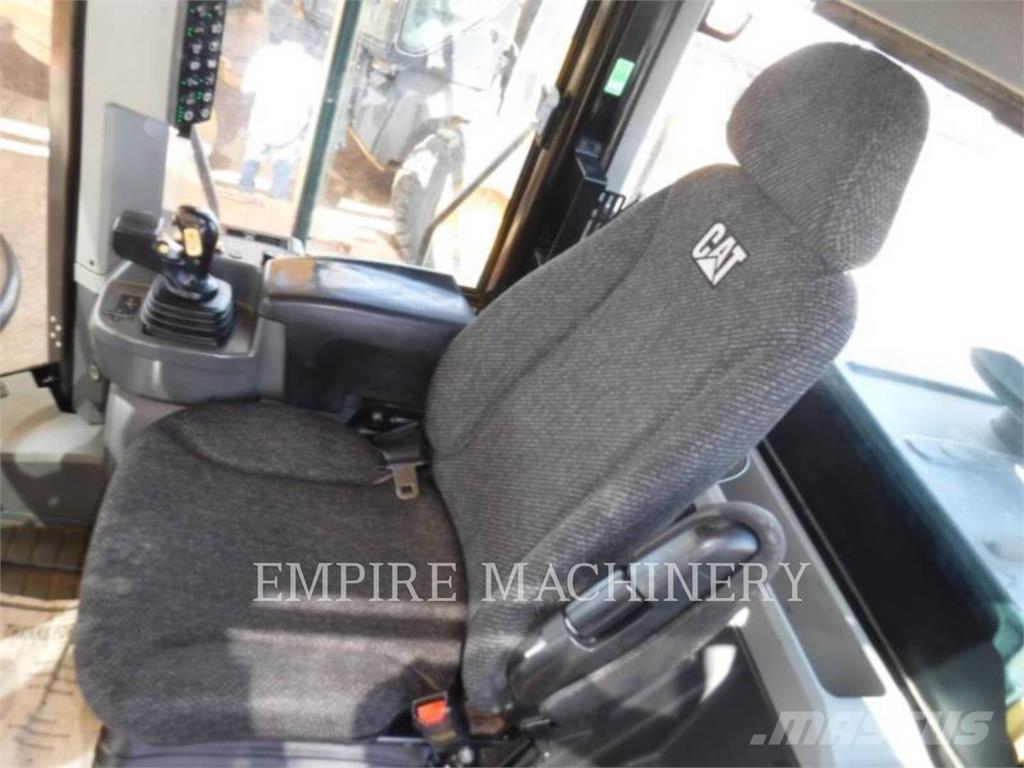 CAT 950M FC Фронтальные погрузчики