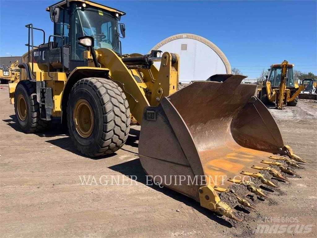 CAT 950M FC Фронтальные погрузчики