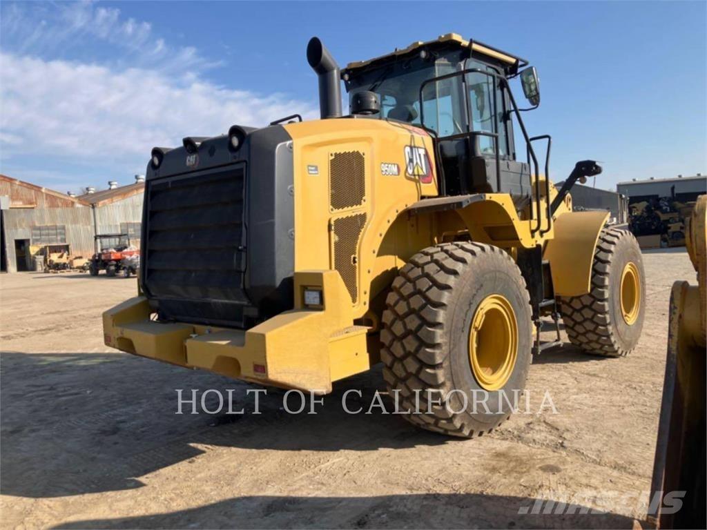 CAT 950M HL Фронтальные погрузчики
