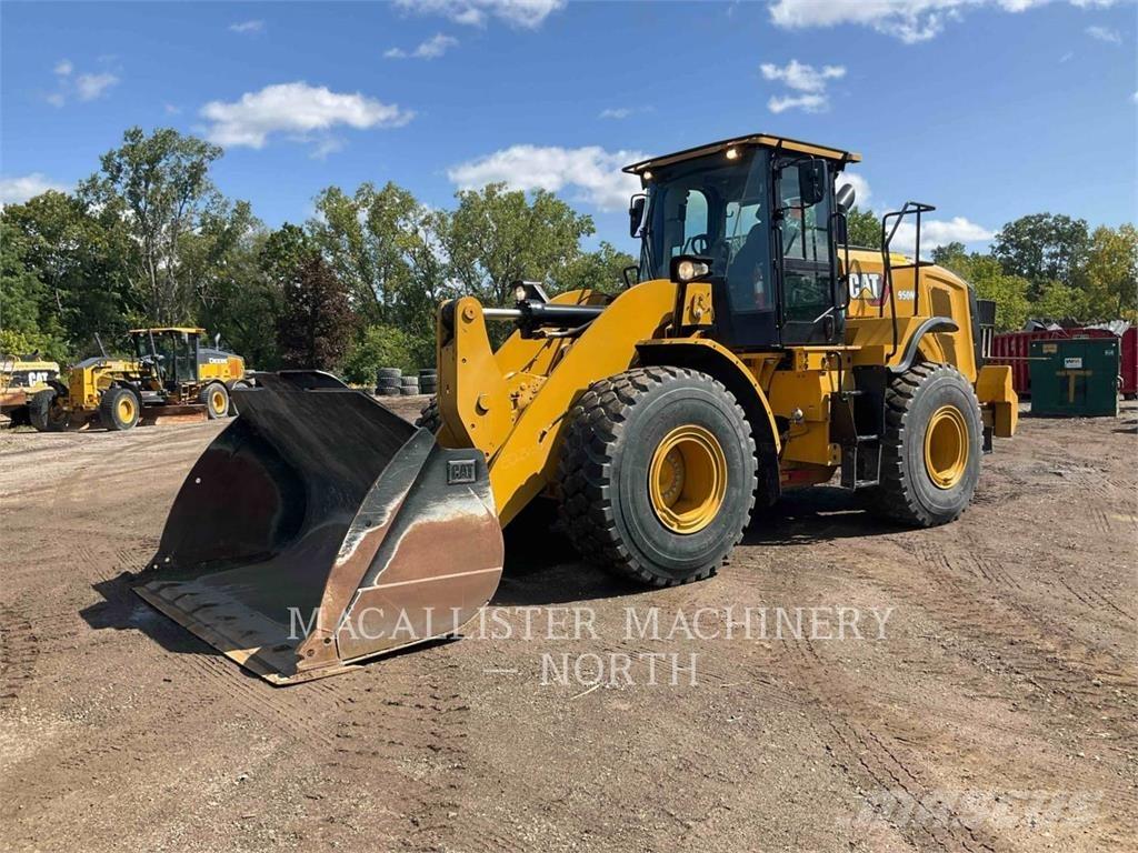 CAT 950M Q Фронтальные погрузчики