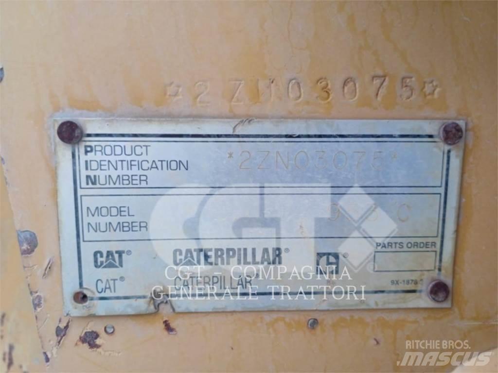 CAT 953C Гусеничные фронтальные погрузчики