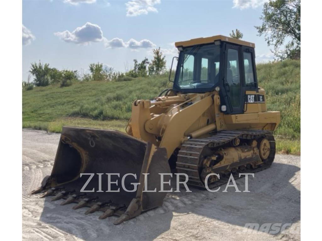 CAT 953C Гусеничные фронтальные погрузчики