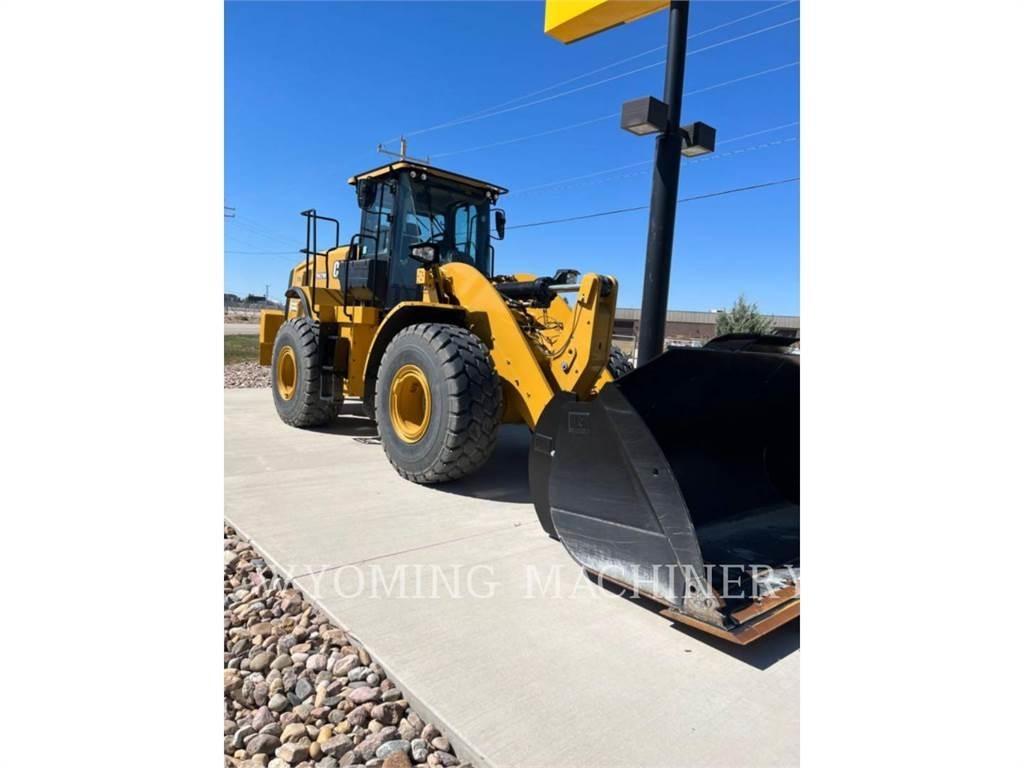 CAT 962M Фронтальные погрузчики
