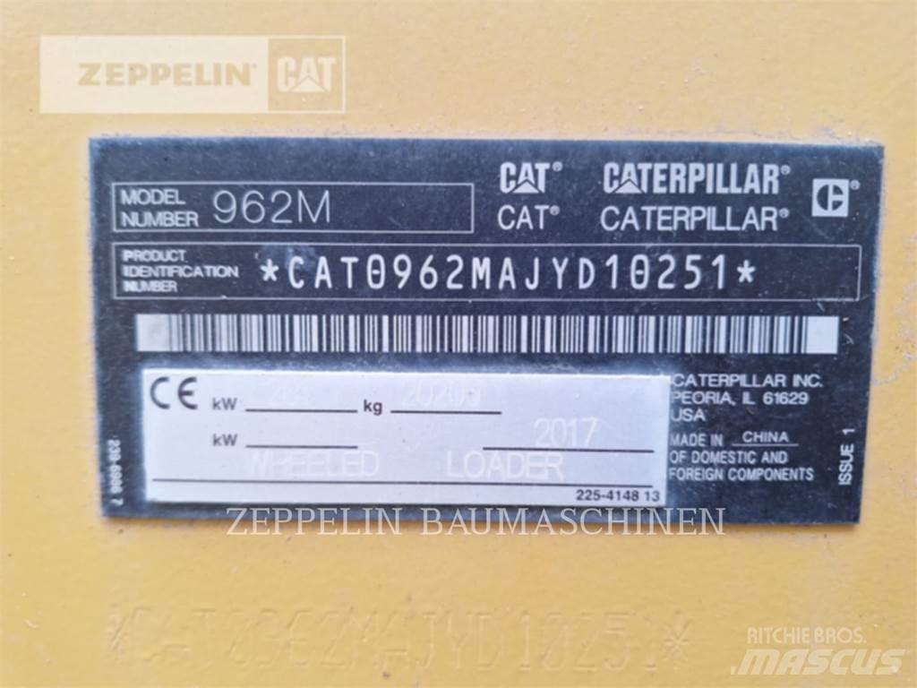 CAT 962M Фронтальные погрузчики