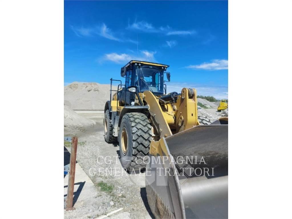 CAT 962M Фронтальные погрузчики
