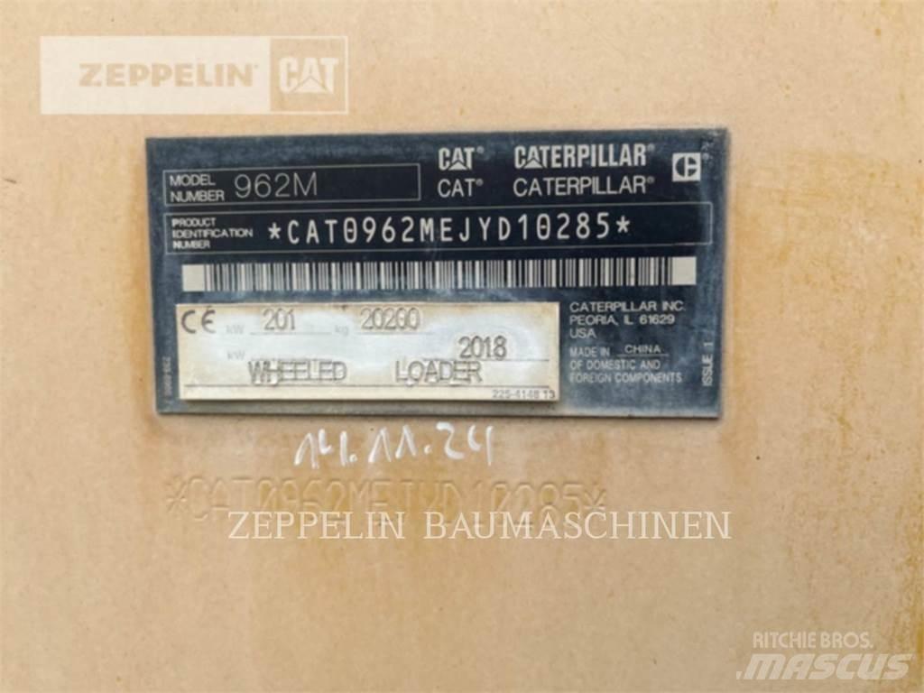 CAT 962M Фронтальные погрузчики