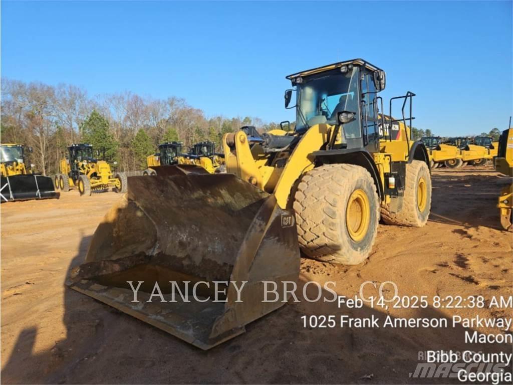 CAT 962M Фронтальные погрузчики