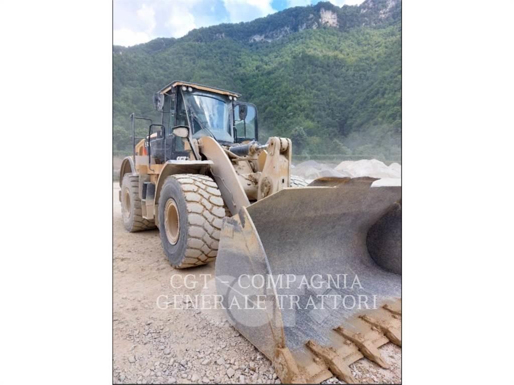 CAT 962M Фронтальные погрузчики