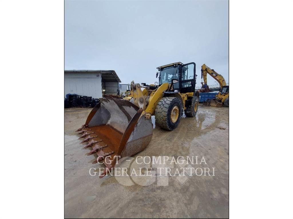 CAT 962M Фронтальные погрузчики