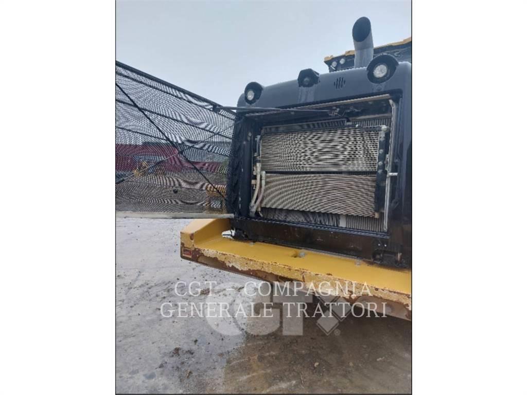 CAT 962M Фронтальные погрузчики