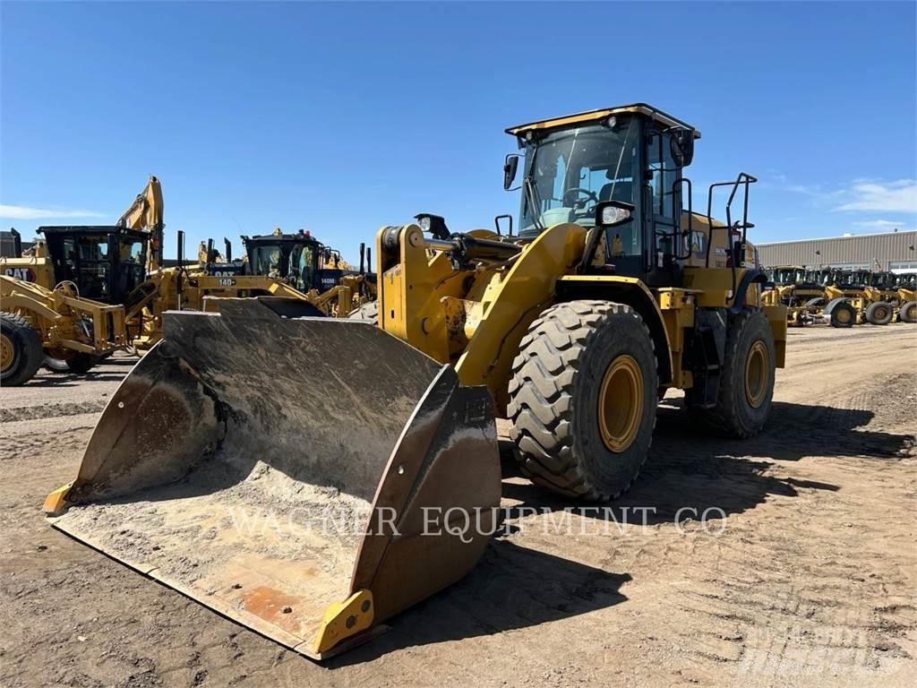CAT 962M Фронтальные погрузчики