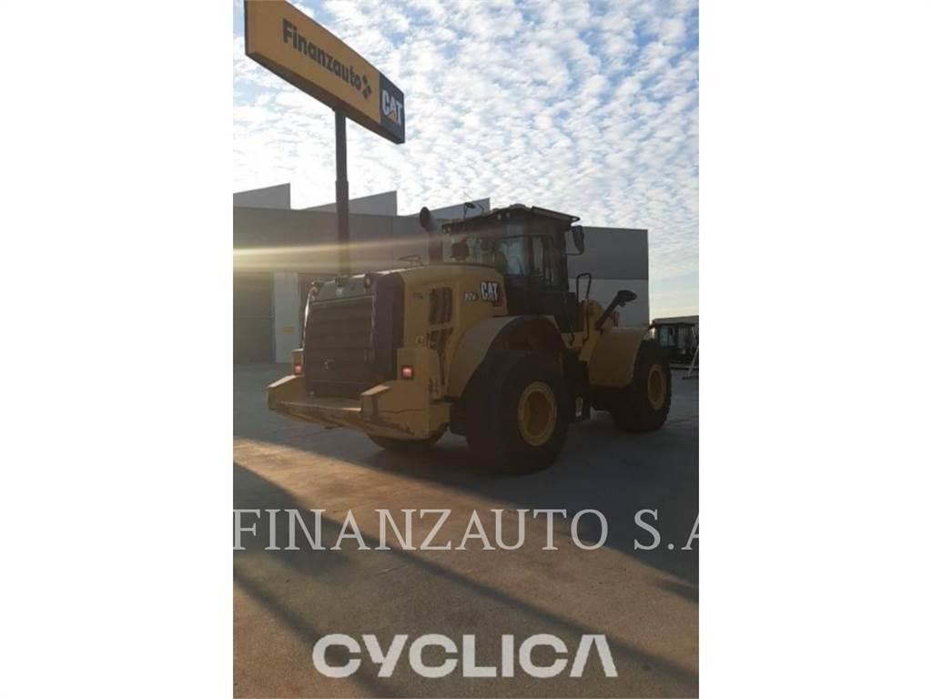 CAT 962M Фронтальные погрузчики