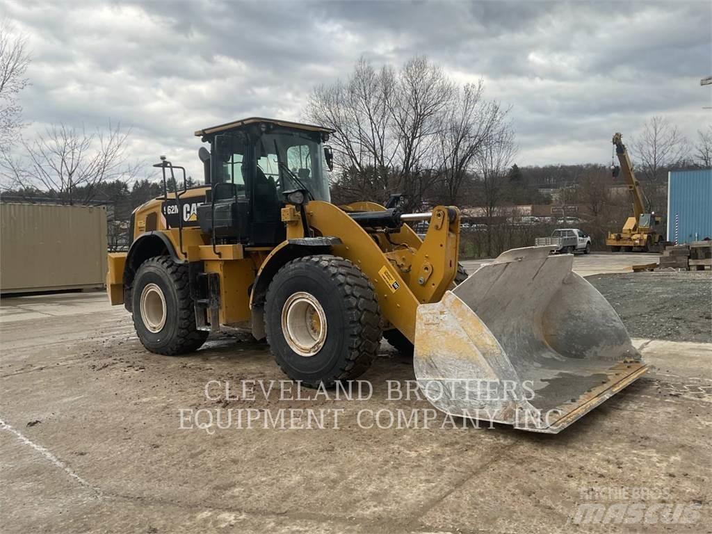CAT 962M Фронтальные погрузчики