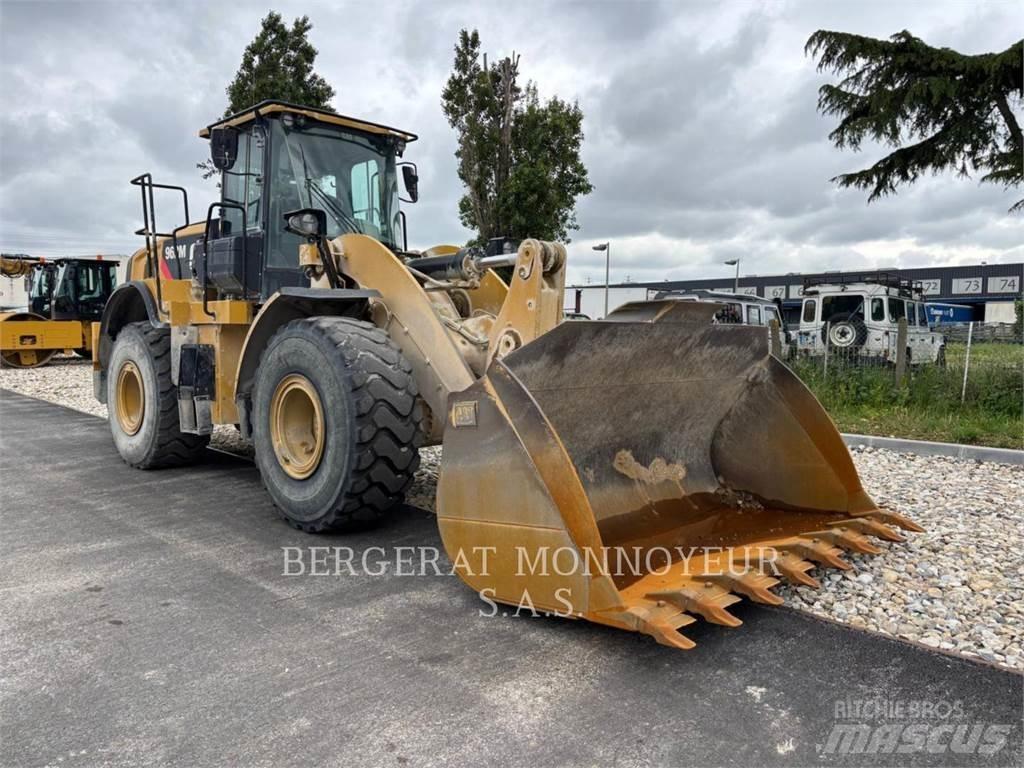 CAT 962M Фронтальные погрузчики
