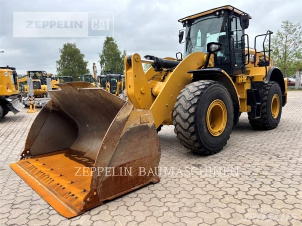 CAT 962M Фронтальные погрузчики