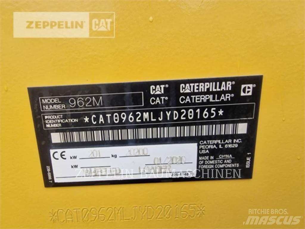 CAT 962M Фронтальные погрузчики