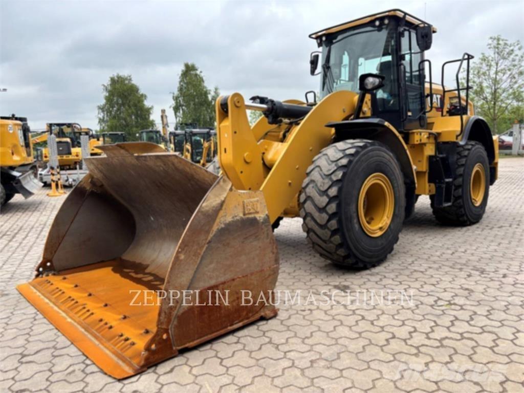 CAT 962M Фронтальные погрузчики
