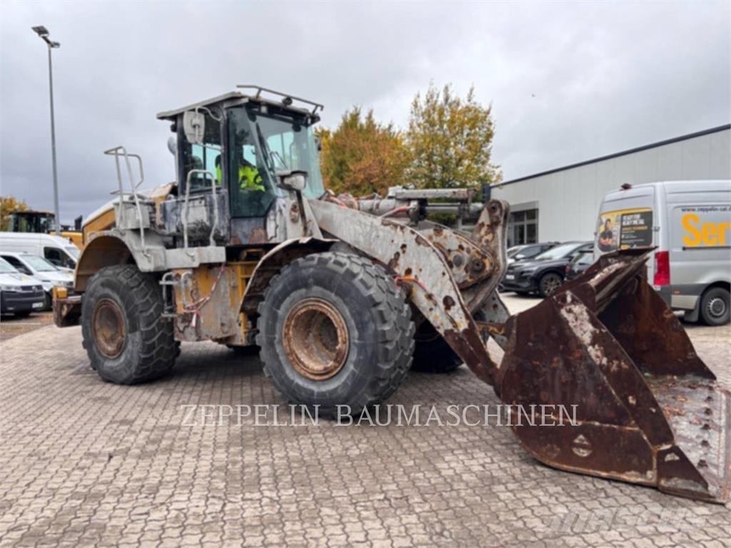CAT 962M Фронтальные погрузчики