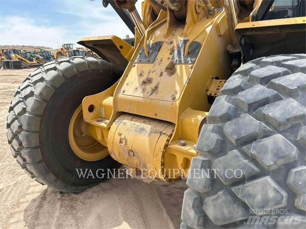 CAT 962M FC Фронтальные погрузчики