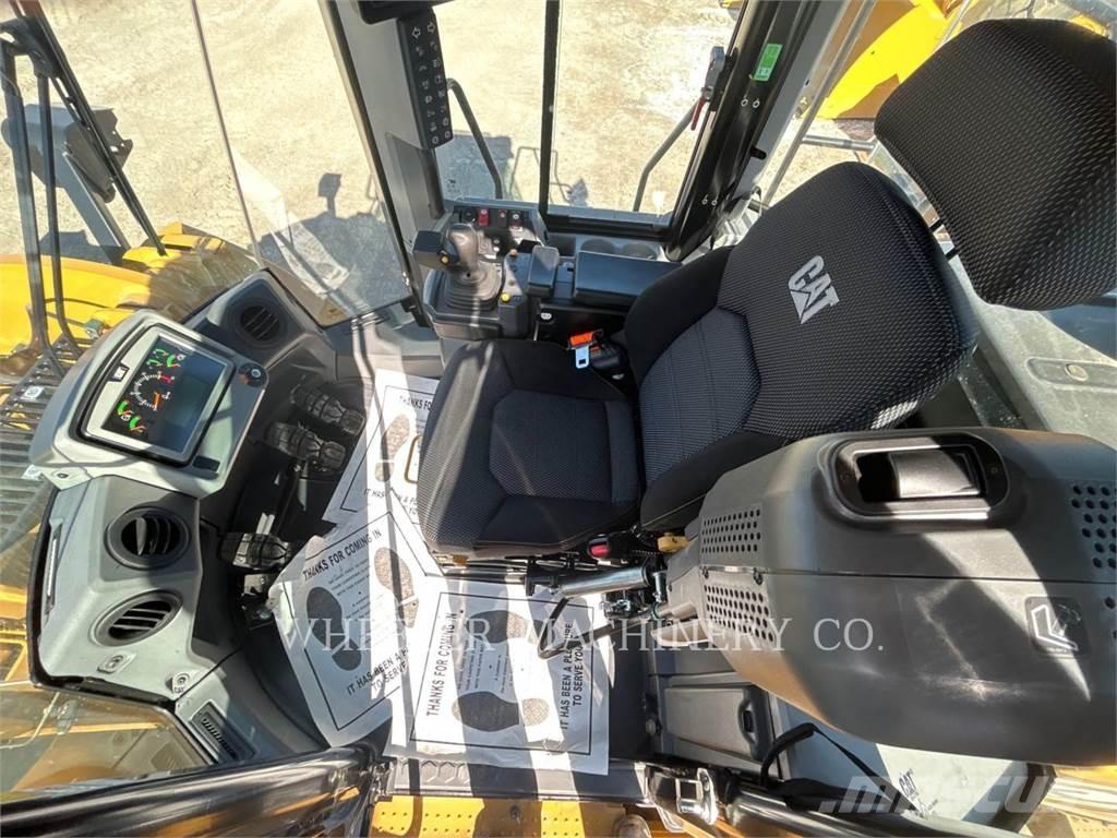 CAT 962M QC Фронтальные погрузчики