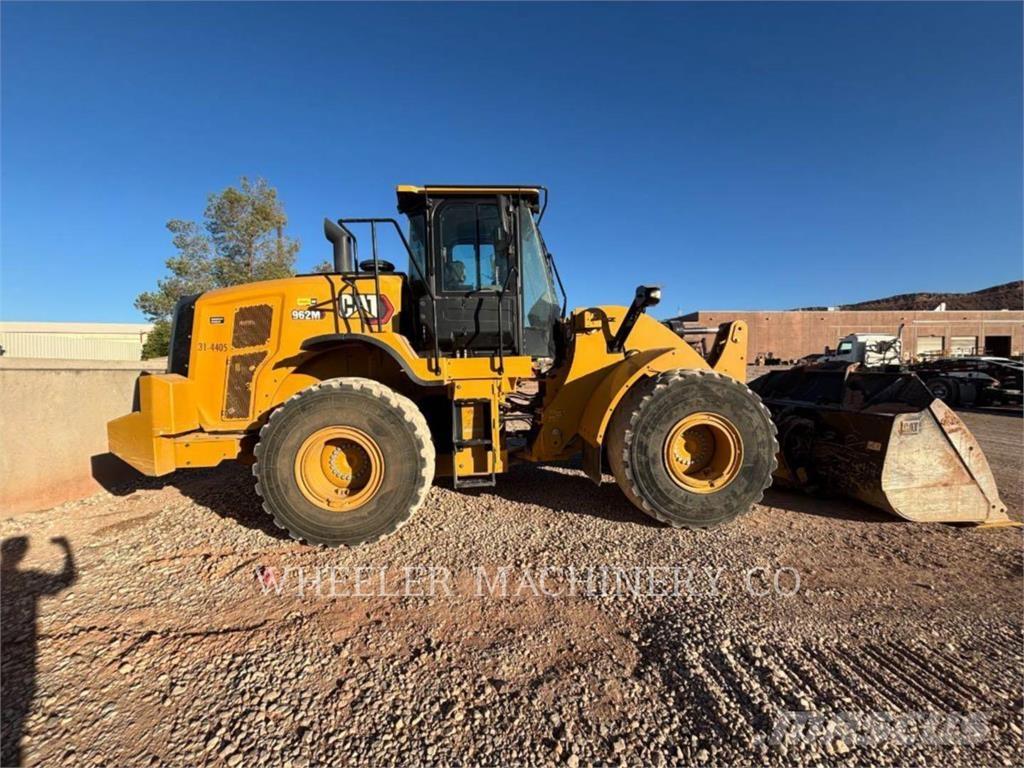 CAT 962M QC Фронтальные погрузчики