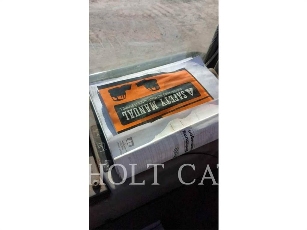 CAT 963 Гусеничные фронтальные погрузчики