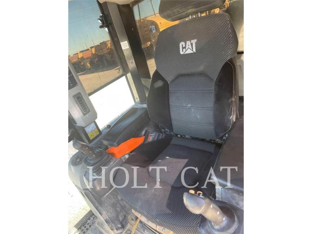 CAT 963 Гусеничные фронтальные погрузчики
