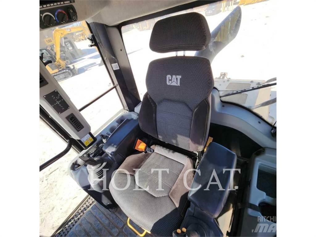 CAT 963 Гусеничные фронтальные погрузчики