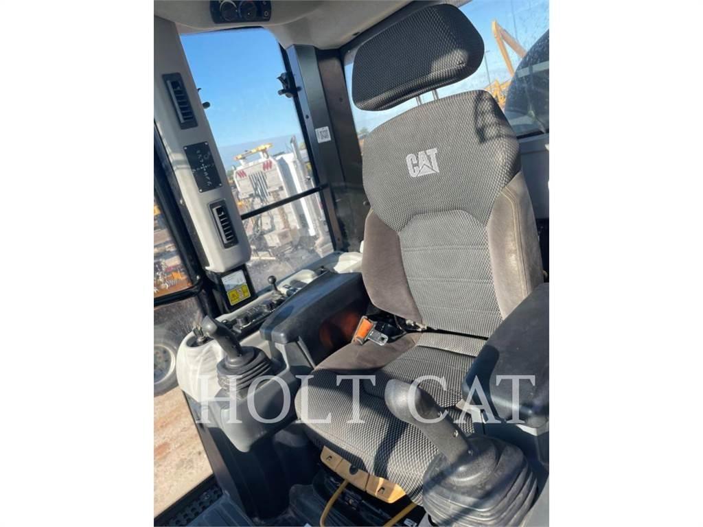 CAT 963 Фронтальные погрузчики