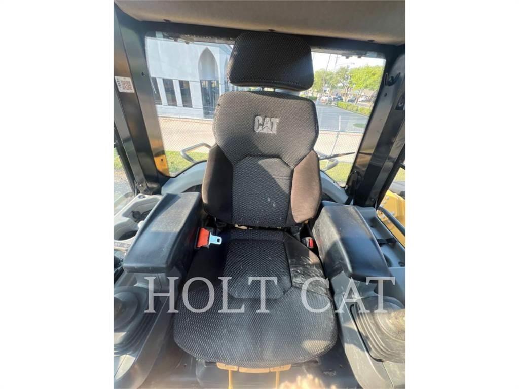 CAT 963 Гусеничные фронтальные погрузчики