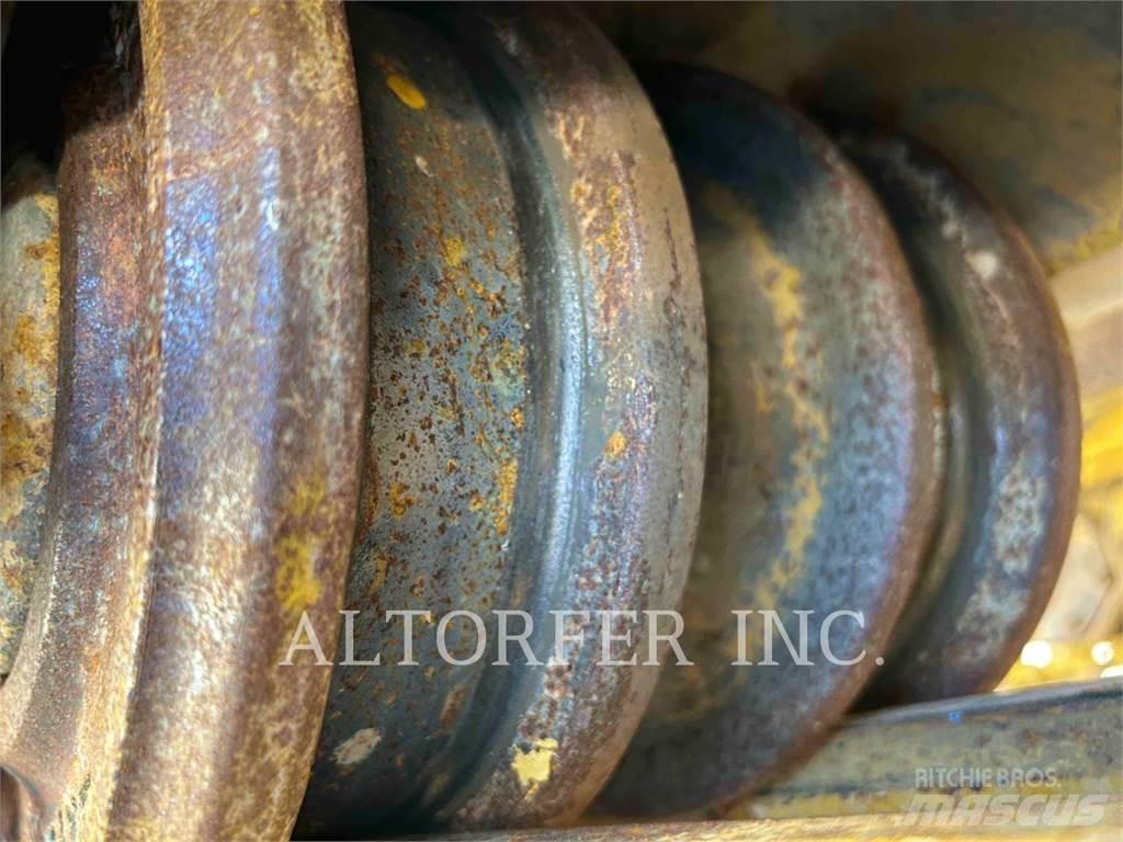 CAT 963K Гусеничные фронтальные погрузчики