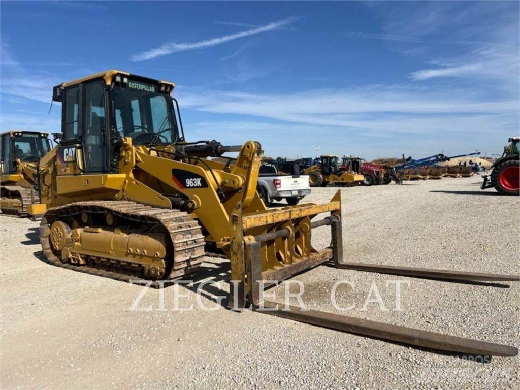 CAT 963K Гусеничные фронтальные погрузчики